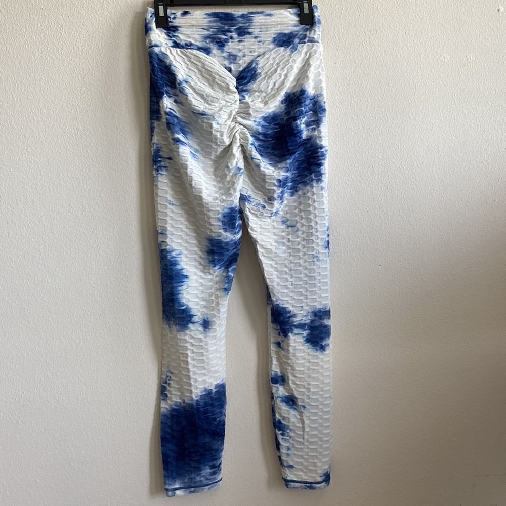 Fulbelle Legging Sz L NWT tie Dye blue and white bottom up effect - Picture 8 of 9